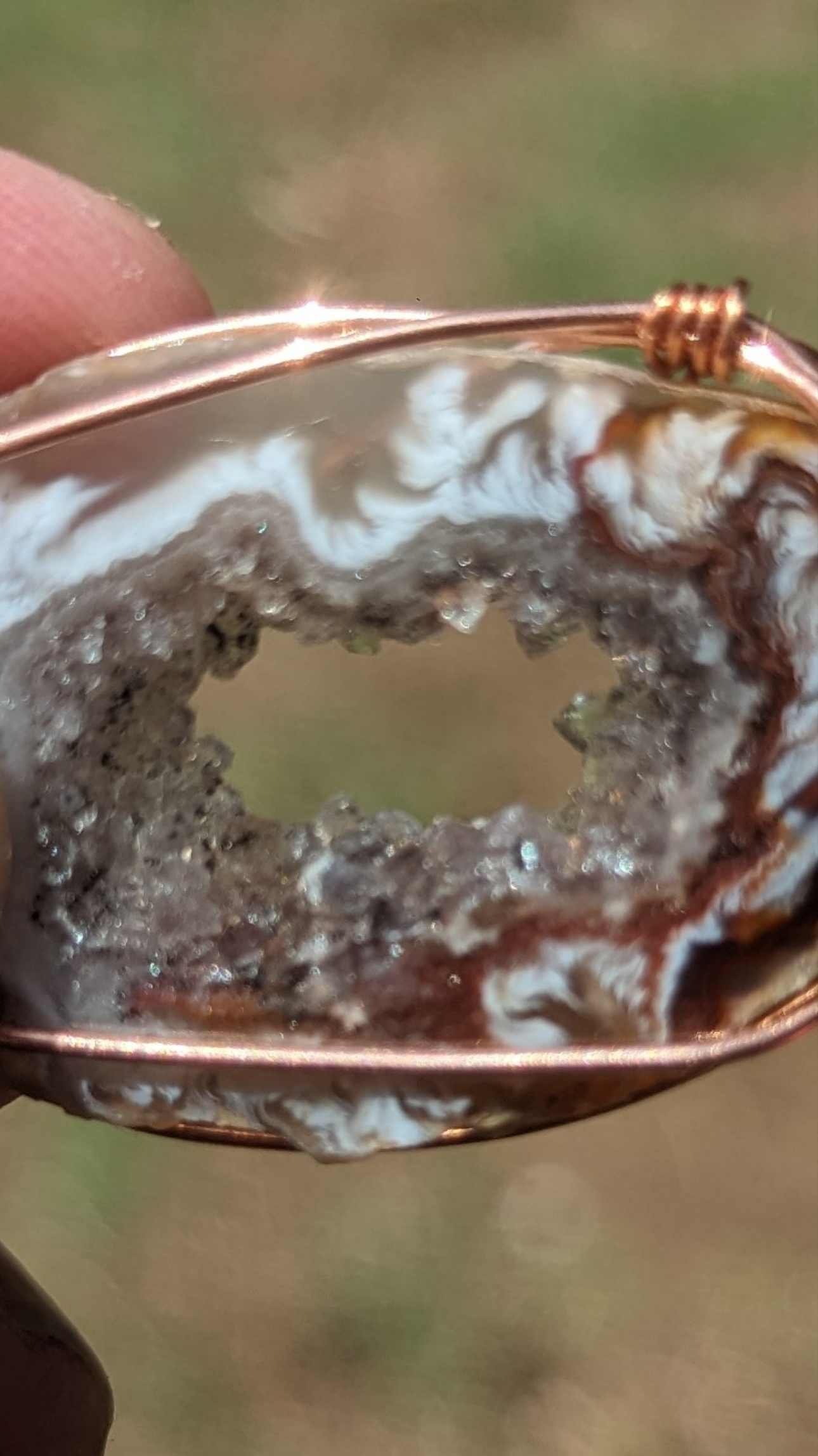 Oco Geode pendant
