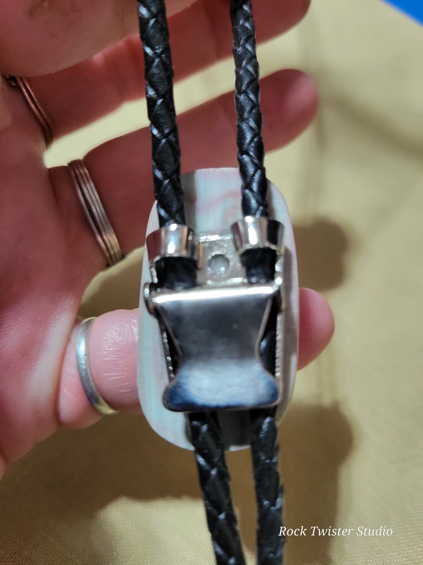 Strippped Jasper Bolo