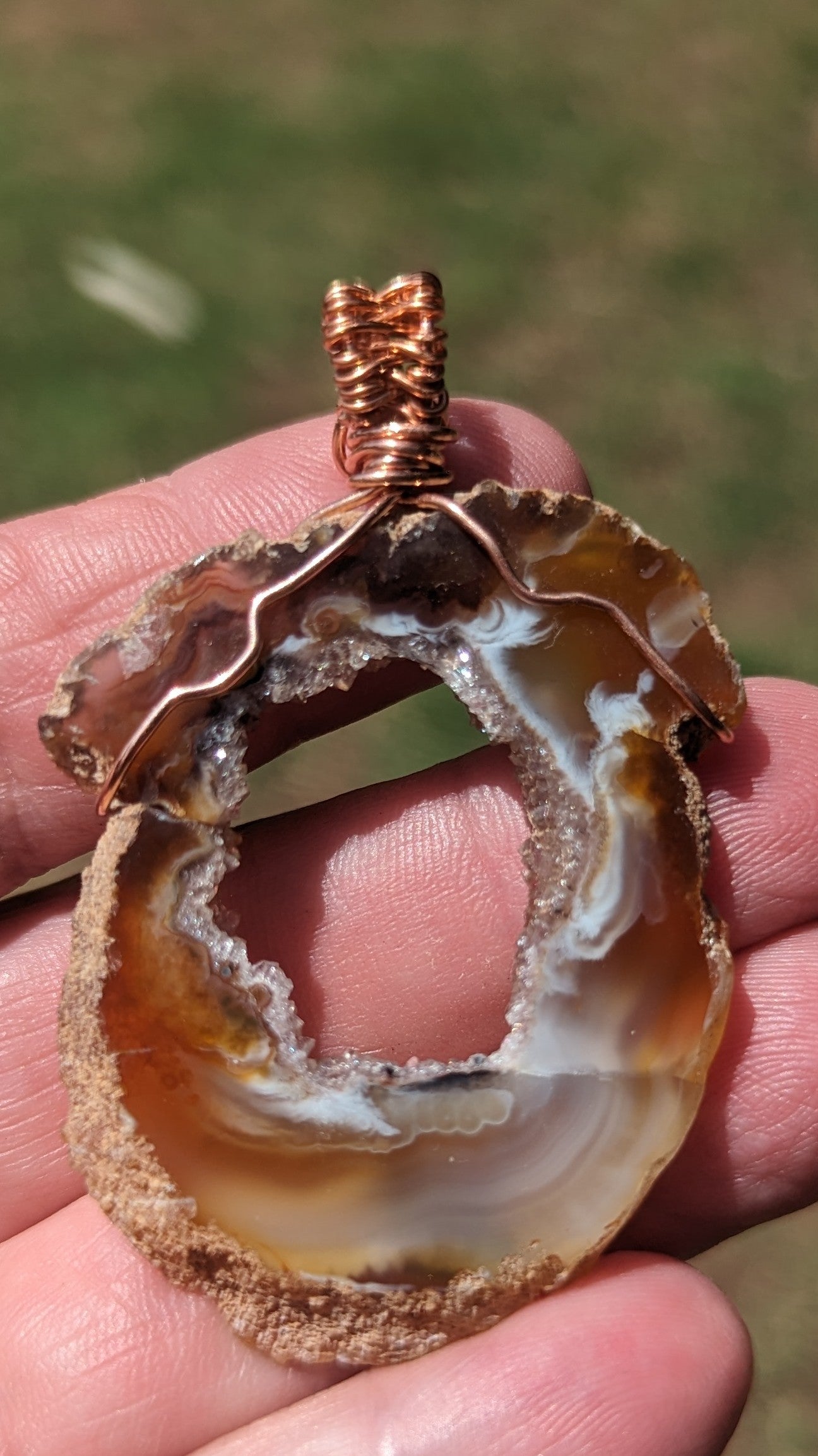 Oco Geode pendant